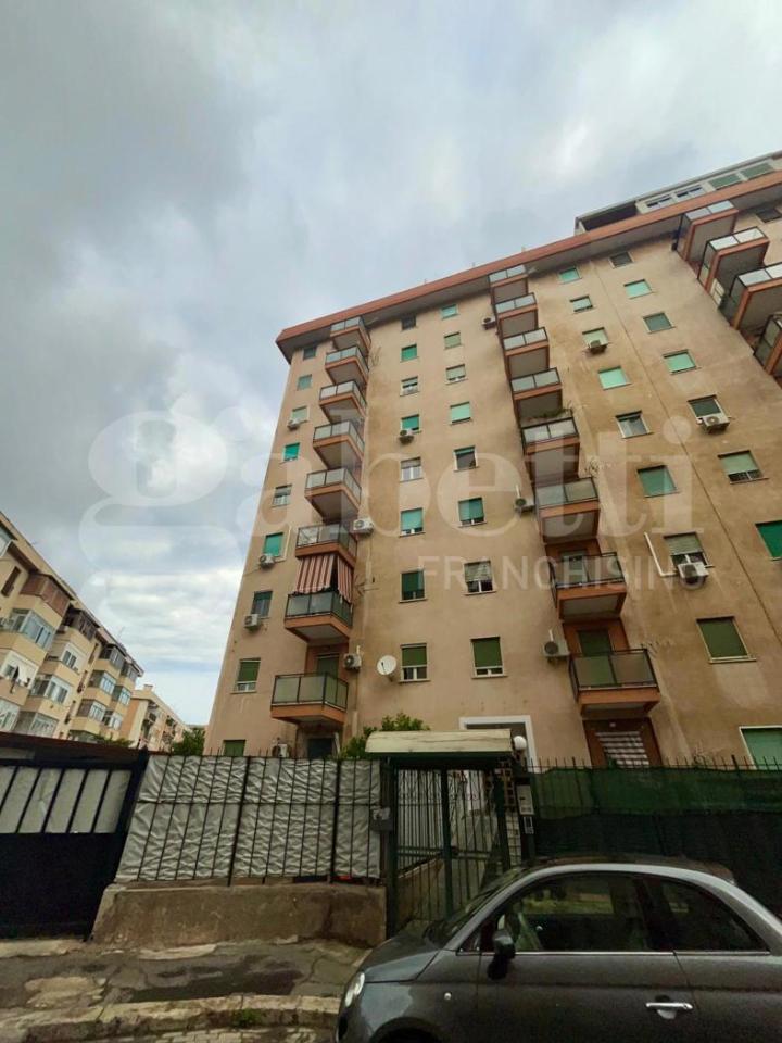 appartamento in vendita a Palermo in zona Pallavicino