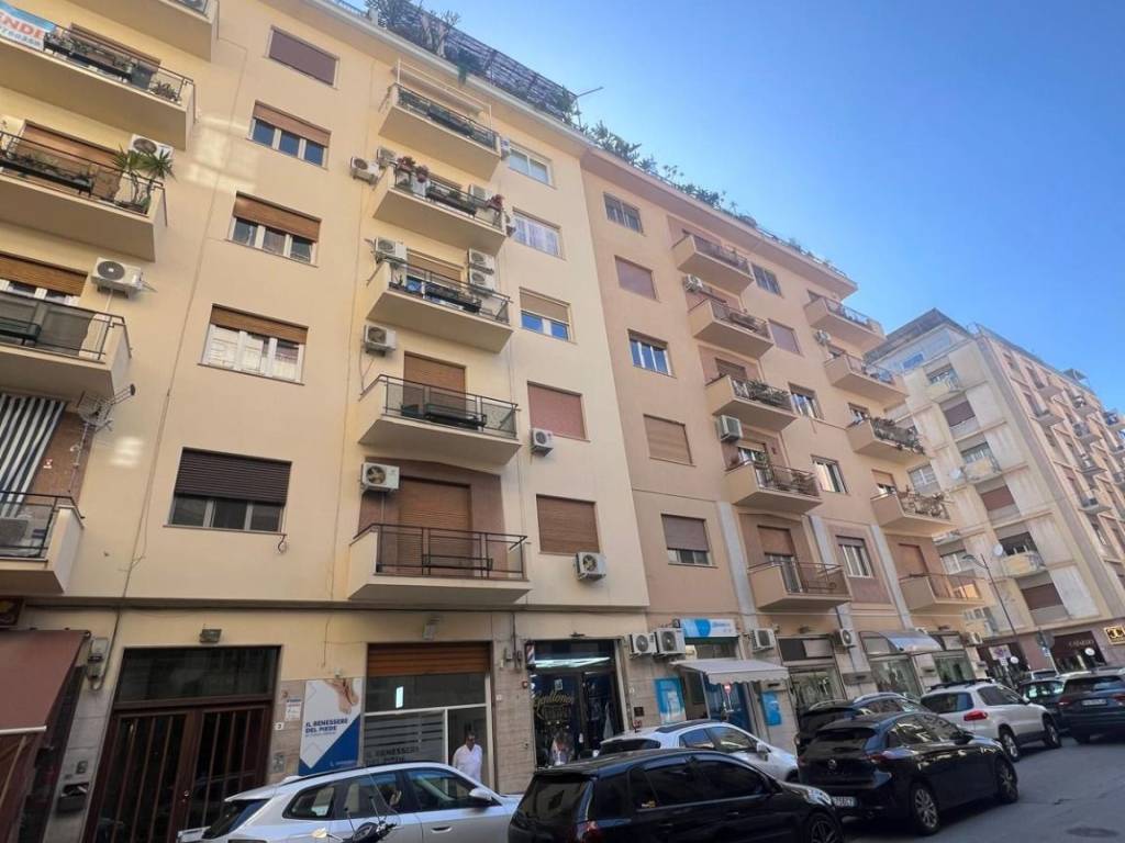 appartamento in vendita a Palermo in zona Libertà