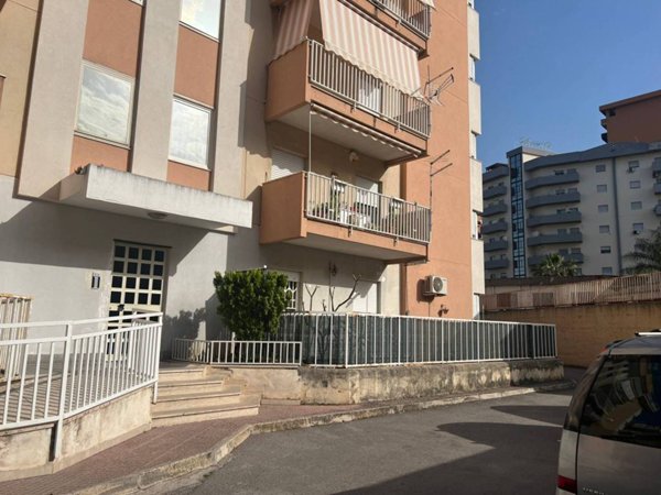 appartamento in vendita a Palermo in zona Acqua dei Corsari