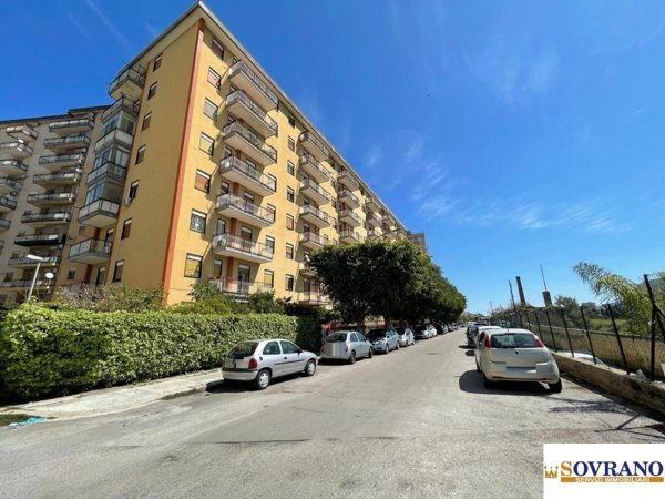 appartamento in vendita a Palermo in zona Montegrappa / Santa Rosalia