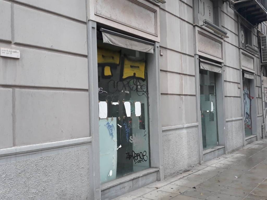 negozio in vendita a Palermo in zona Libertà