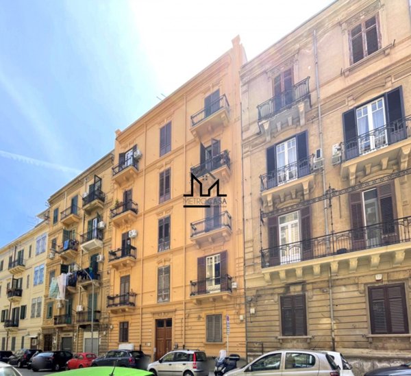 appartamento in vendita a Palermo in zona Politeama