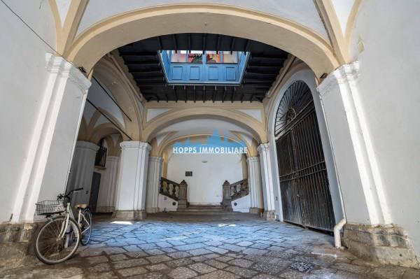 appartamento in vendita a Palermo in zona Centro storico