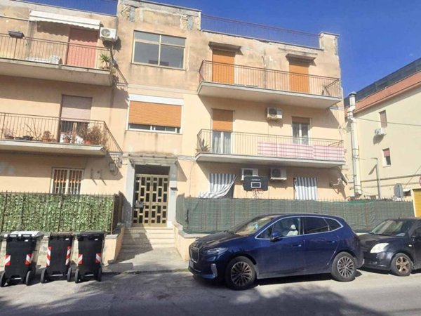 appartamento in vendita a Palermo in zona Tommaso Natale