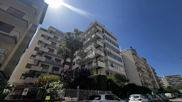 appartamento in vendita a Palermo in zona Libertà