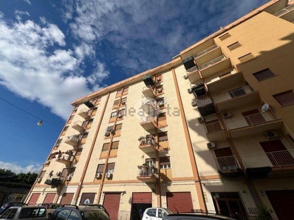 appartamento in vendita a Palermo in zona Oreto