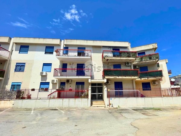 appartamento in vendita a Palermo in zona Roccella