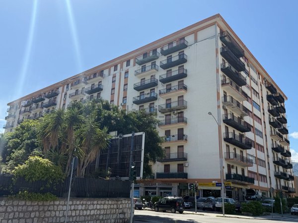 appartamento in vendita a Palermo in zona Settecannoli