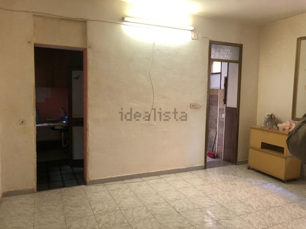 appartamento in vendita a Palermo in zona Arenella/Vergine Maria