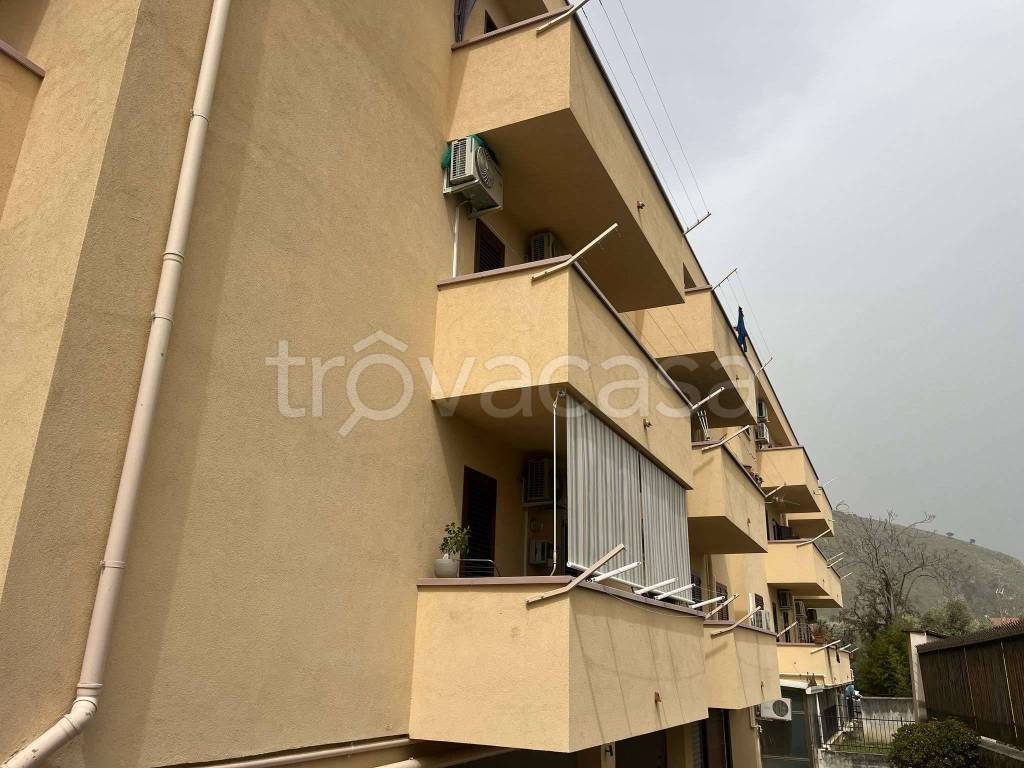 appartamento in vendita a Palermo in zona Mezzomonreale
