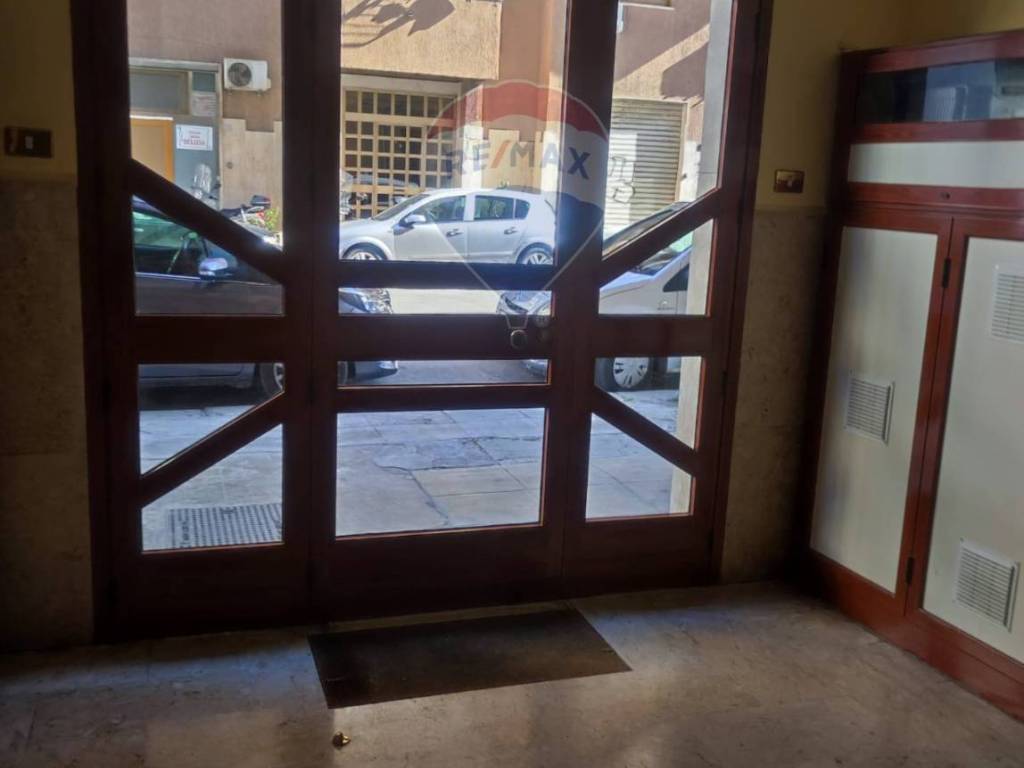 appartamento in vendita a Palermo in zona Montegrappa / Santa Rosalia