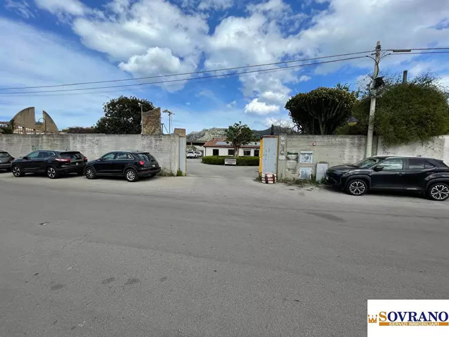 negozio in vendita a Palermo in zona San Lorenzo