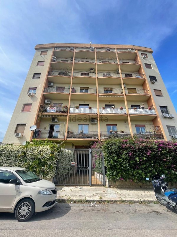 appartamento in vendita a Palermo in zona Uditore