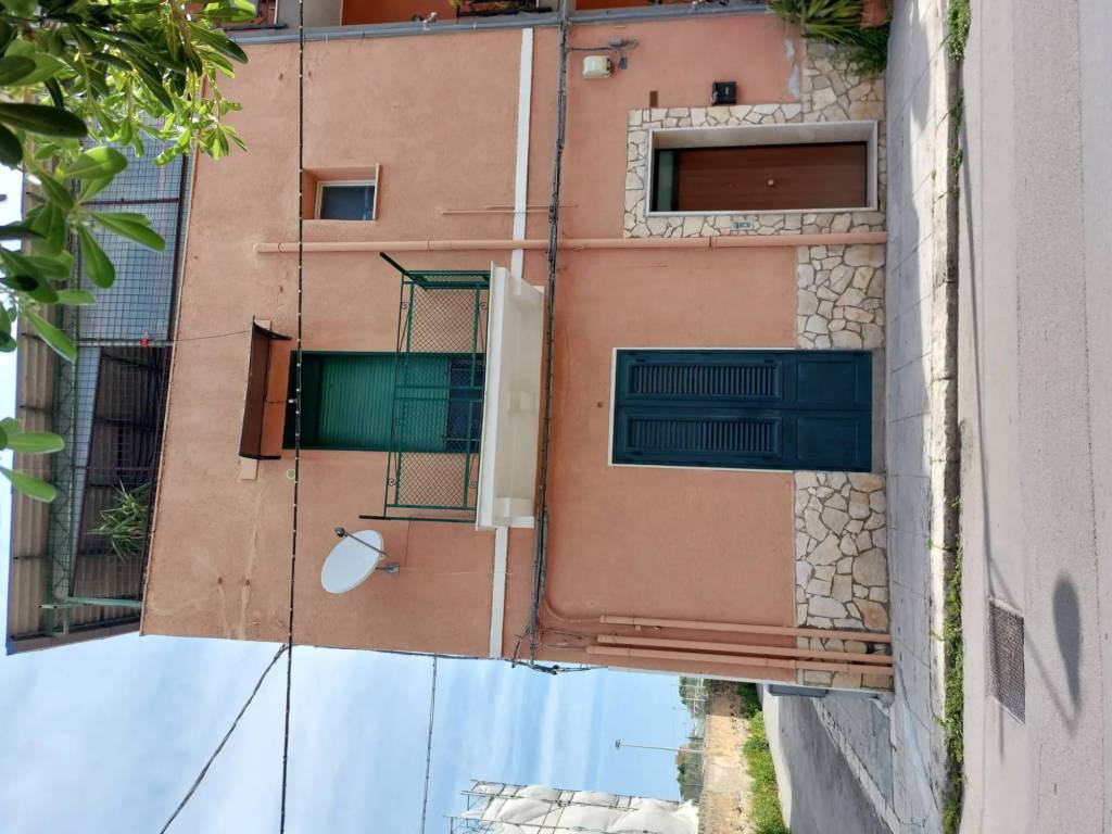 intera palazzina in vendita a Palermo in zona Ciaculli