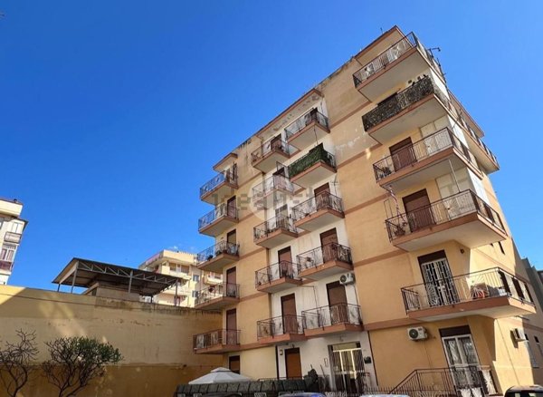 appartamento in vendita a Palermo in zona Roccella