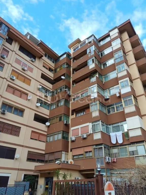 appartamento in vendita a Palermo in zona Tommaso Natale