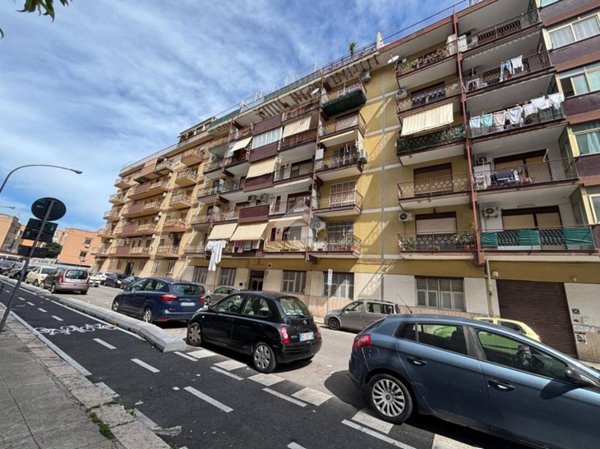 appartamento in vendita a Palermo in zona Montegrappa / Santa Rosalia