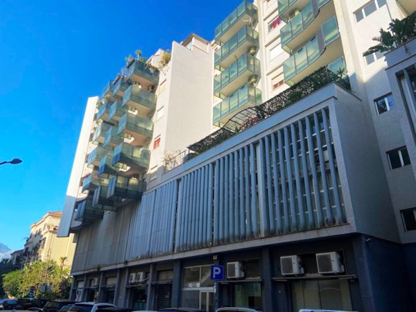 appartamento in vendita a Palermo in zona Libertà