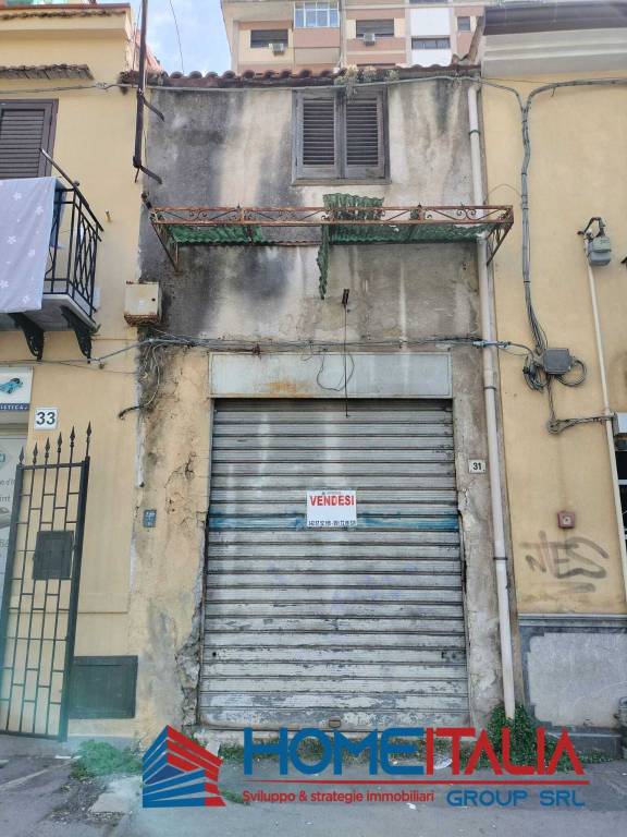 appartamento in vendita a Palermo in zona Malaspina/Palagonia