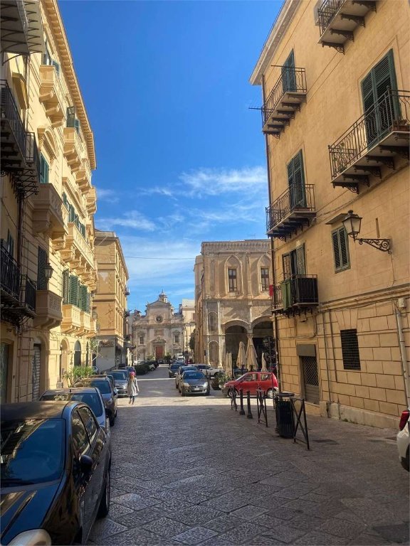 appartamento in vendita a Palermo