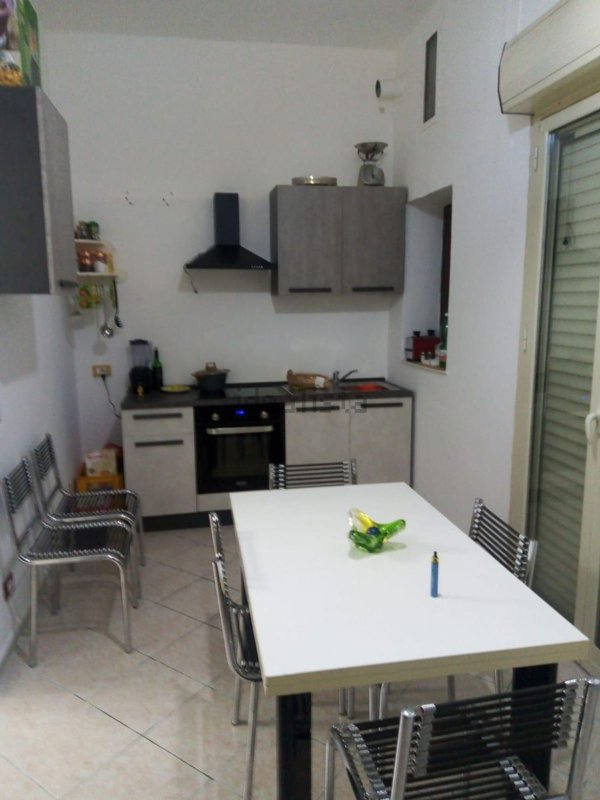 appartamento in vendita a Palermo in zona Zisa