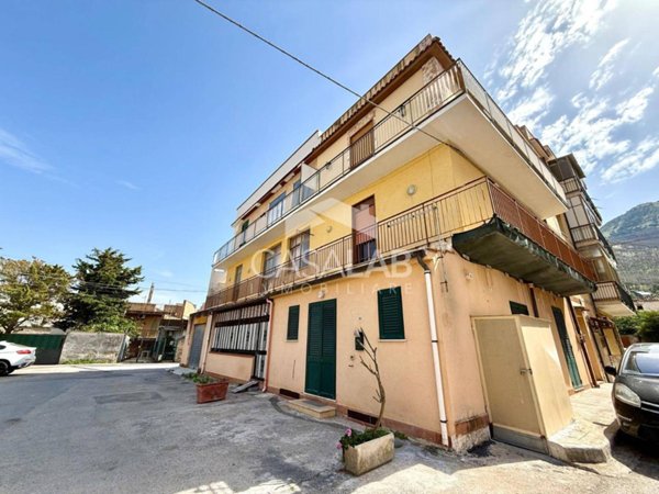 appartamento in vendita a Palermo in zona Tommaso Natale