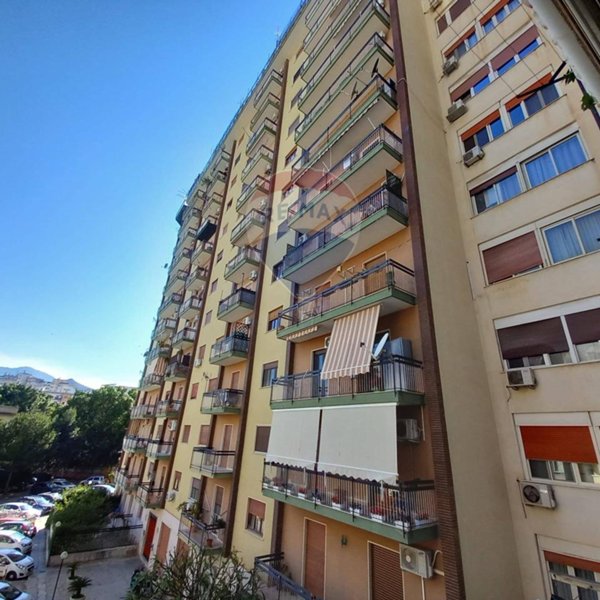 appartamento in vendita a Palermo in zona San Lorenzo