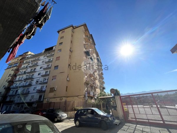 appartamento in vendita a Palermo in zona Altarello