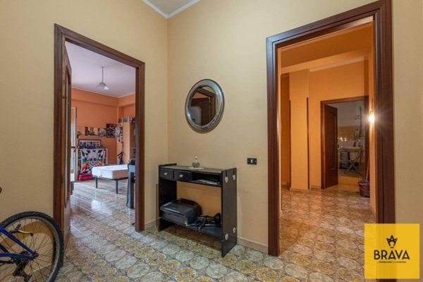 appartamento in vendita a Palermo in zona Montegrappa / Santa Rosalia
