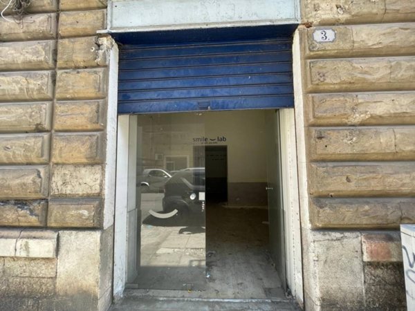 negozio in vendita a Palermo in zona Libertà