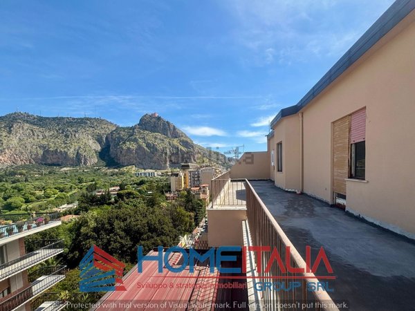 appartamento in vendita a Palermo in zona Montepellegrino