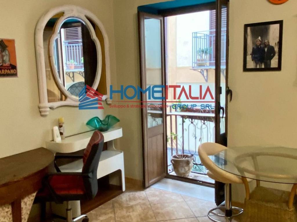 appartamento in vendita a Palermo in zona Centro storico