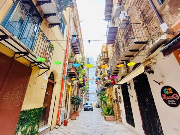 appartamento in vendita a Palermo in zona Centro storico
