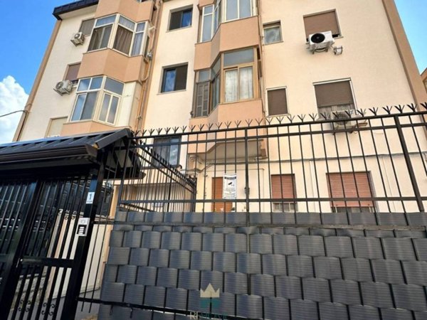 appartamento in vendita a Palermo in zona Montegrappa / Santa Rosalia