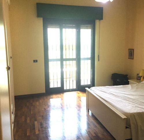 appartamento in vendita a Palermo in zona Malaspina/Palagonia