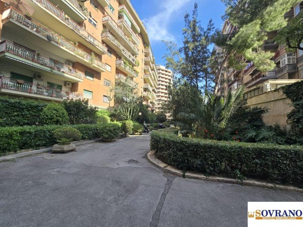 appartamento in vendita a Palermo in zona Libertà