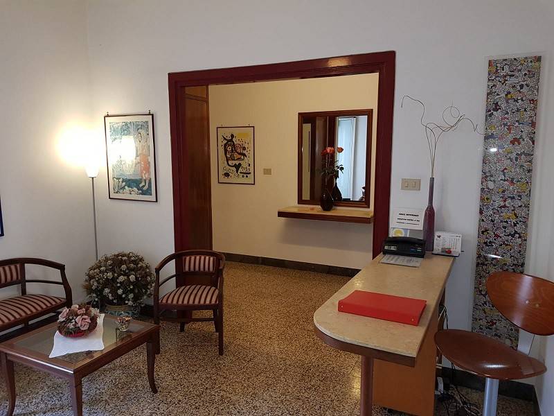 negozio in vendita a Palermo in zona Centro storico