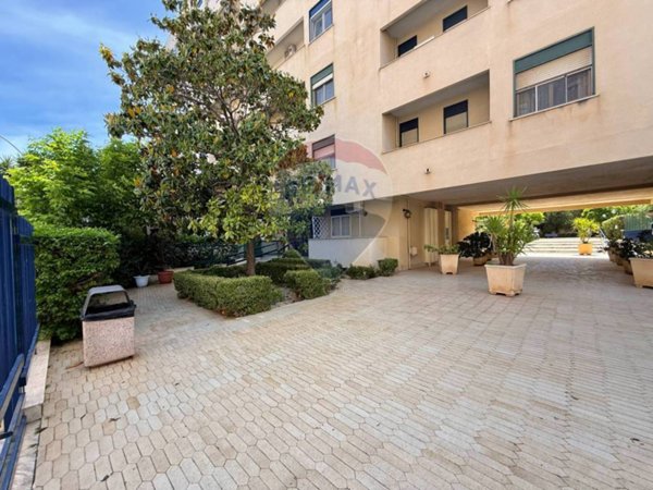 appartamento in vendita a Palermo in zona San Lorenzo