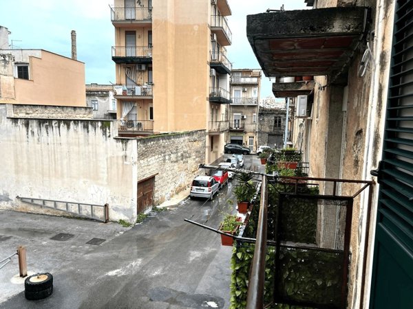 appartamento in vendita a Palermo in zona Oreto