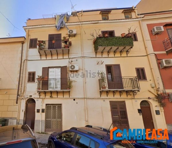 quadrivano in vendita a Palermo in zona Centro storico