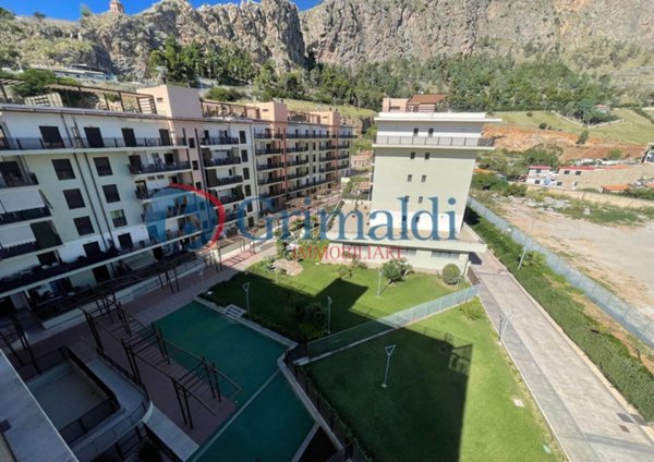 appartamento in vendita a Palermo in zona Arenella/Vergine Maria