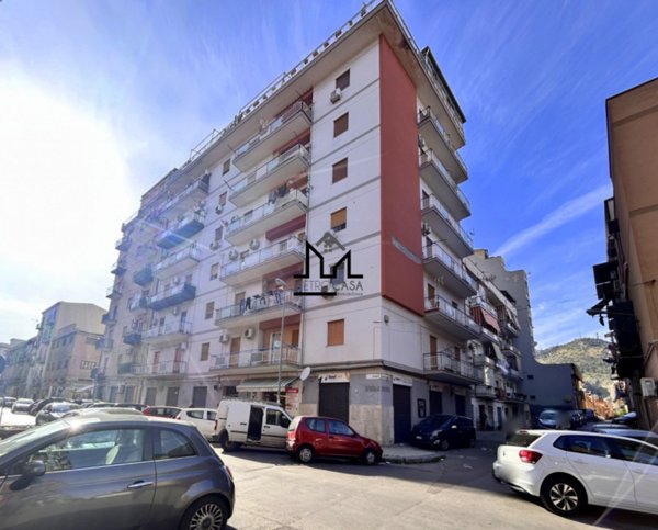 appartamento in vendita a Palermo in zona Montepellegrino