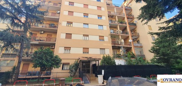 appartamento in vendita a Palermo in zona Politeama