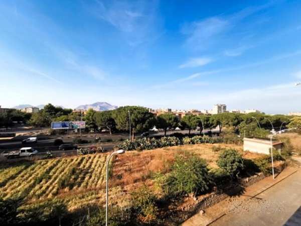 appartamento in vendita a Palermo