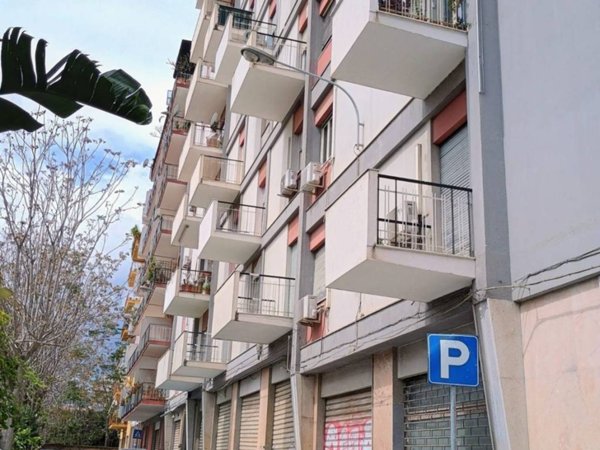 appartamento in vendita a Palermo in zona Zisa