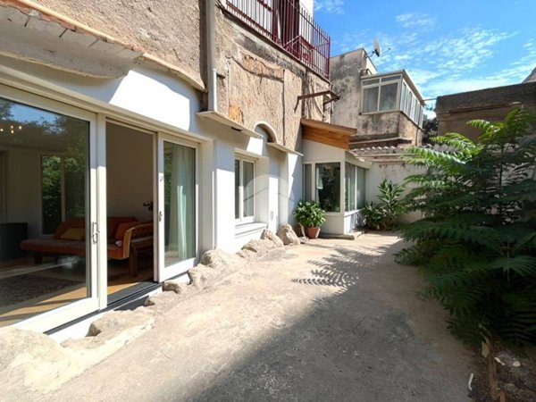 appartamento in vendita a Palermo in zona Uditore