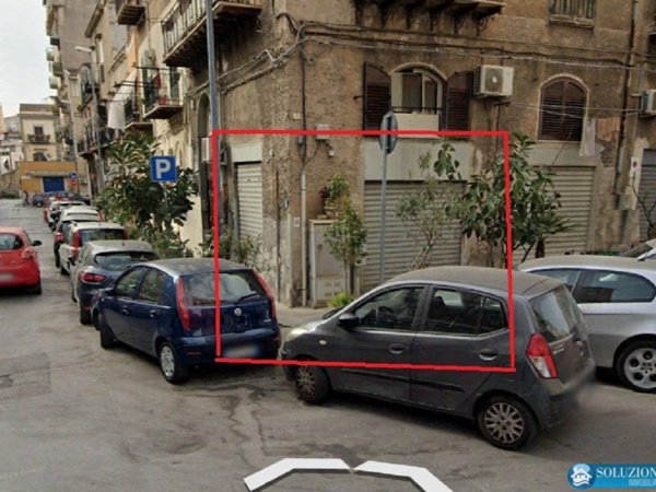 locale commerciale in vendita a Palermo