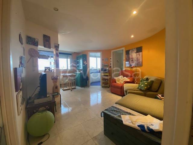 appartamento in vendita a Palermo in zona Malaspina/Palagonia