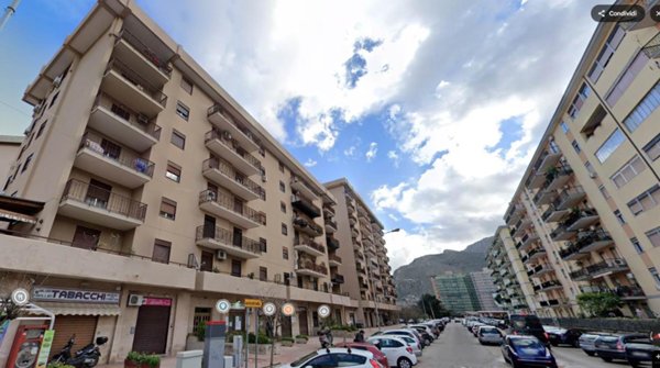 appartamento in vendita a Palermo in zona Oreto