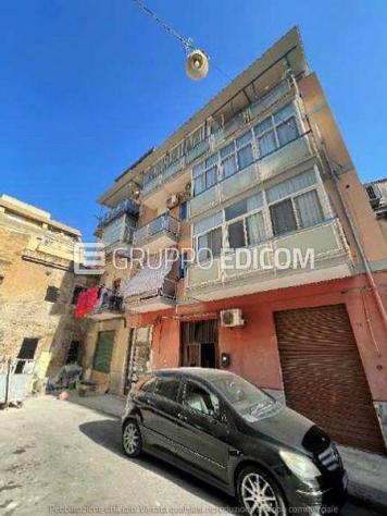 locale commerciale in vendita a Palermo